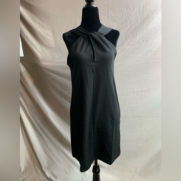 Little Black Dress - Picture 6 of 9